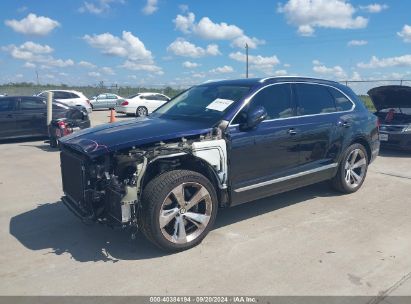 2019 BENTLEY BENTAYGA V8 Dark Blue  Gasoline SJAAM2ZV8KC026089 photo #3