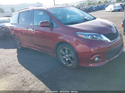 2017 TOYOTA SIENNA SE 8 PASSENGER Burgundy  Gasoline 5TDXZ3DC9HS877542 photo #1