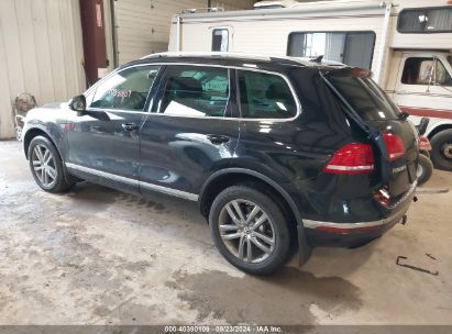 2016 VOLKSWAGEN TOUAREG VR6 LUX Black  Gasoline WVGEF9BP3GD010636 photo #4