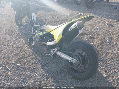 2020 HUSQVARNA SUPERMOTO 701 VBKUSV400LM776031 photo #4