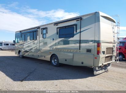 2005 FREIGHTLINER CHASSIS X LINE MOTOR HOME Green  Diesel 4UZAAHDC45CU27770 photo #4