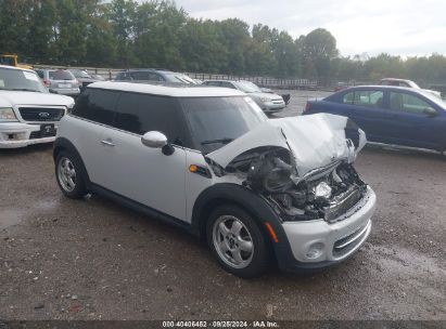 2011 MINI COOPER White  Gasoline WMWSU3C58BTX96923 photo #1