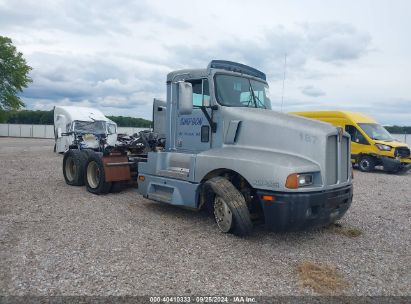 1992 KENWORTH CONSTRUCTION T600 Blue  Diesel 1XKADB9X1NS572859 photo #1