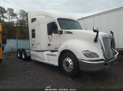 2016 KENWORTH T680 T680 White  Diesel 1XKYD49X6GJ463901 photo #1