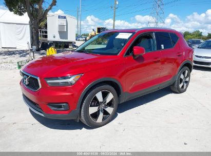 2019 VOLVO XC40 T5 MOMENTUM Red  Gasoline YV4162UK2K2142445 photo #3