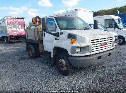 2005 GMC C4500   Gasoline 1GDE4C1E75F523506 photo #1