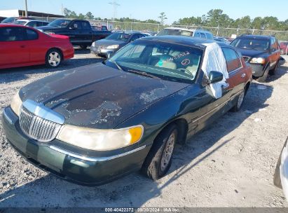 1999 LINCOLN TOWN CAR SIGNATURE Green  Gasoline 1LNHM82WXXY640859 photo #3