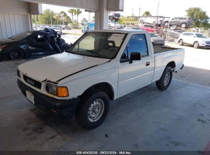 1992 ISUZU CONVENTIONAL SHORT BED White  Gasoline JAACL11L8N7212797 photo #3