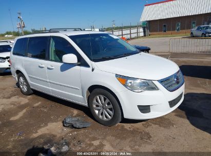 2014 VOLKSWAGEN ROUTAN SE White  Flexible Fuel 2C4RVABG5ER135450 photo #1