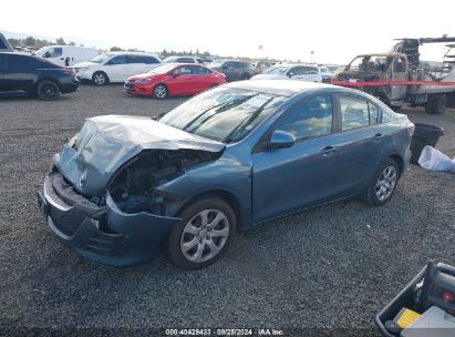 2010 MAZDA MAZDA3 I SPORT Blue  Gasoline 1GCGC29R2TE236191 photo #3