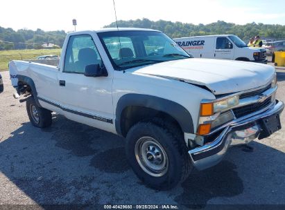 2000 CHEVROLET K2500 White  Gasoline 1GCGK24R5YR101054 photo #1