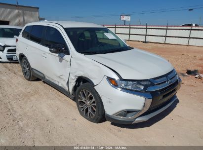 2018 MITSUBISHI OUTLANDER SE White  Gasoline JA4AD3A39JZ024095 photo #1