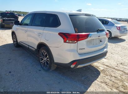 2018 MITSUBISHI OUTLANDER SE White  Gasoline JA4AD3A39JZ024095 photo #4