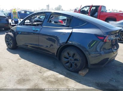 2024 TESLA MODEL Y LONG RANGE DUAL MOTOR ALL-WHEEL DRIVE/RWD Gray  Electric 7SAYGDED3RF117378 photo #4