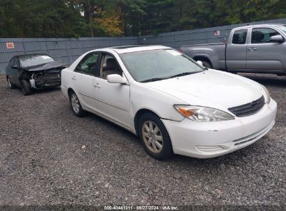 2002 TOYOTA CAMRY XLE V6 White  Gasoline 4T1BF32K42U035168 photo #1