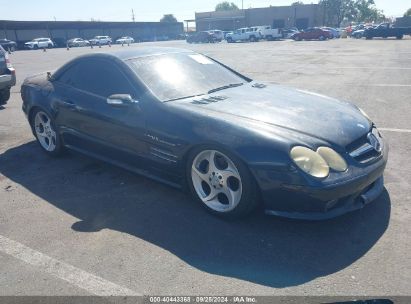 2005 MERCEDES-BENZ SL 500 Blue  Gasoline WDBSK75F05F102944 photo #1