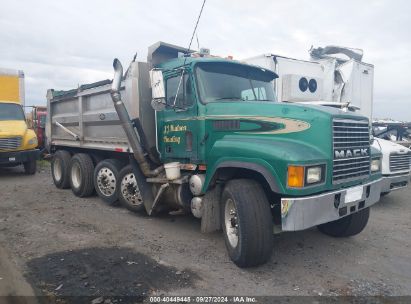 2001 MACK CH613 CH600 Green  Diesel 1M1AA18Y41W144232 photo #1