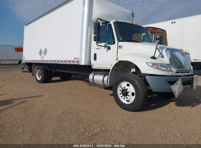 2019 INTERNATIONAL DURASTAR 4300 White  Diesel 1HTMMMMNXKH700165 photo #1