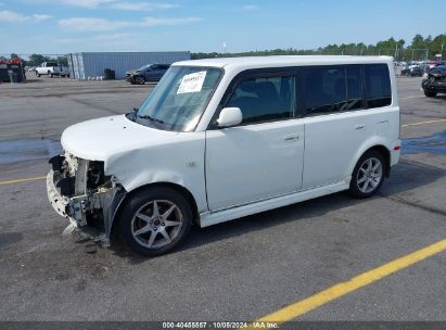 2005 SCION XB White  Gasoline JTLKT324354001357 photo #3