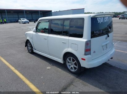 2005 SCION XB White  Gasoline JTLKT324354001357 photo #4