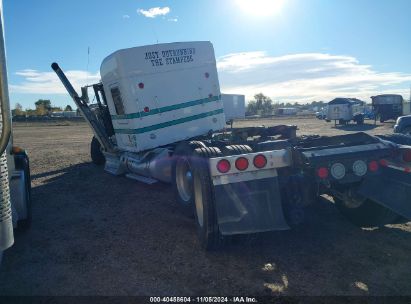 2019 KENWORTH W900 White  Diesel 1XKWD49X8KJ299874 photo #4