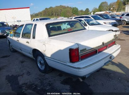 1996 LINCOLN TOWN CAR EXECUTIVE White  Gasoline 1LNLM81W2TY718038 photo #4