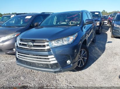 2018 TOYOTA HIGHLANDER XLE Navy  Gasoline 5TDKZRFH9JS260413 photo #3