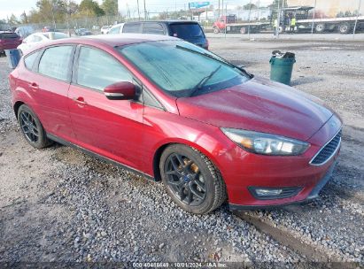 2016 FORD FOCUS SE Red  Gasoline 1FADP3K20GL256179 photo #1