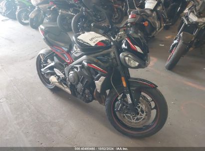 2020 TRIUMPH MOTORCYCLE STREET TRIPLE R (LRH) Black  Gasoline 2BXNBBC15DV002555 photo #1