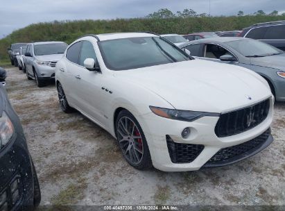 2019 MASERATI LEVANTE S GRANSPORT White  Other 4X4TSMT10NY011148 photo #1