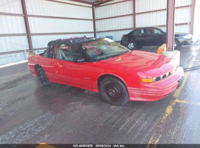 1994 OLDSMOBILE CUTLASS SUPREME Red  Gasoline 1G3WT35M1RD308525 photo #1