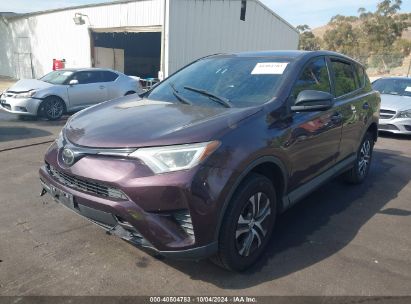 2018 TOYOTA RAV4 LE Burgundy  Gasoline 2T3ZFREV4JW464839 photo #3