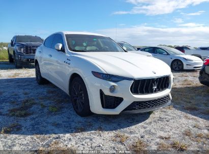 2022 MASERATI LEVANTE MODENA White  Gasoline ZN661YUM9NX398423 photo #1