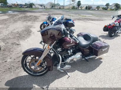 2022 HARLEY-DAVIDSON FLHX Maroon  Gasoline 1HD1KBC17NB613791 photo #3