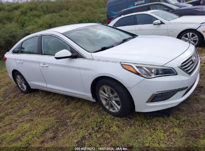 2015 HYUNDAI SONATA SE White  Gasoline 5NPE24AF4FH186387 photo #1