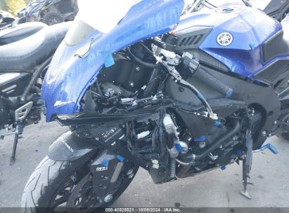 2022 YAMAHA YZFR1 Blue  Gasoline JYARN66E8NA001957 photo #3