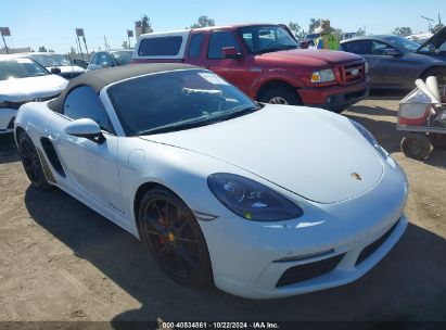 2017 PORSCHE 718 BOXSTER S White  Gasoline WP0CB2A84HS241566 photo #1