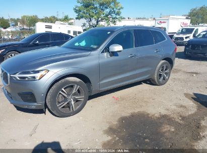 2018 VOLVO XC60 T6 R-DESIGN Silver  Gasoline LYVA22RM2JB105269 photo #3