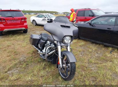 2017 HARLEY-DAVIDSON FLHXS STREET GLIDE SPECIAL Gray  Gasoline 1HD1KRC14HB625393 photo #1