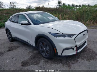 2022 FORD MUSTANG MACH-E SELECT White  Electric 3FMTK1RM9NMA39592 photo #1