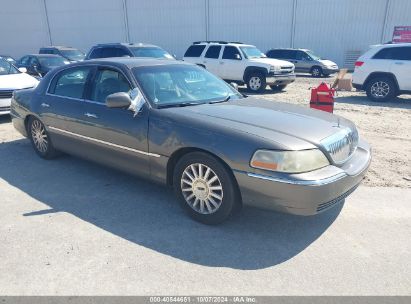 2003 LINCOLN TOWN CAR EXECUTIVE Gray  Gasoline 1LNHM81W03Y646231 photo #1