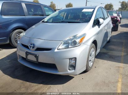 2010 TOYOTA PRIUS III Silver  Hybrid JTDKN3DUXA0194885 photo #3