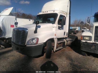 2014 FREIGHTLINER CASCADIA 125   Diesel 1FUBGDDV9ELFN7265 photo #3