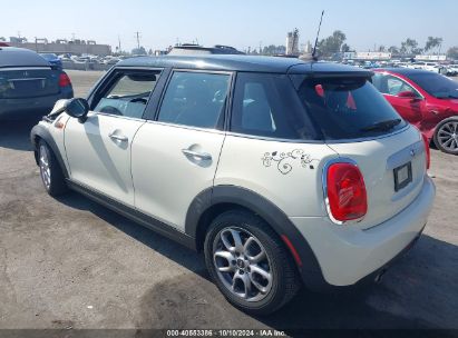 2015 MINI HARDTOP COOPER Cream  Gasoline WMWXS5C50FT828017 photo #4