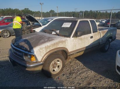 1996 CHEVROLET S TRUCK S10 White  Gasoline 1GCCS1944T8187607 photo #3