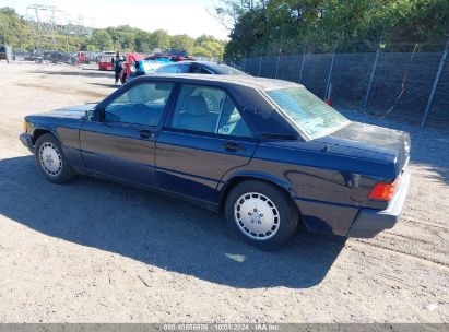 1992 MERCEDES-BENZ 190 E 2.6 Black  Gasoline WDBDA29D2NF898684 photo #4