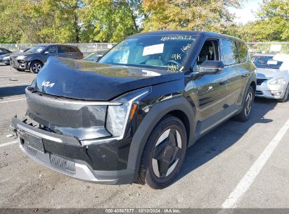 2024 KIA EV9 LIGHT LONG RANGE Black  Electric KNDAB5S13R6028306 photo #3