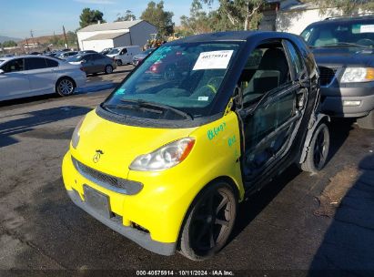 2010 SMART FORTWO PASSION/PURE Yellow  Gasoline WMEEJ3BA0AK366428 photo #3