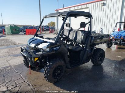 2024 CAN-AM DEFENDER XT HD10 Black  Gasoline 3JBUKAX47RK001147 photo #3