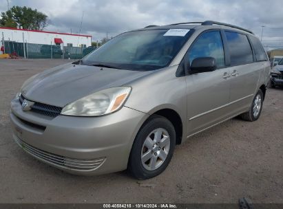 2005 TOYOTA SIENNA LE Gold  Gasoline 1LNHM97V52Y600400 photo #3